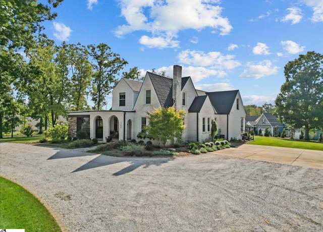 Property at 1304 N Parker Rd, Greenville, SC 29609, 4 beds, 3 baths