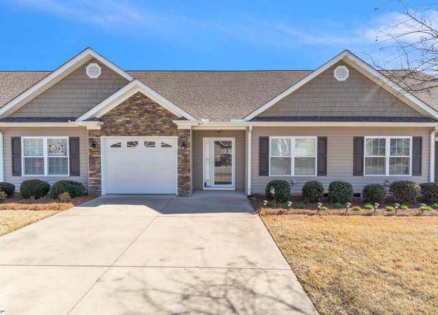 Property at 28 Eaglecrest Ct, Simpsonville, SC 28681, 2 beds, 2 baths