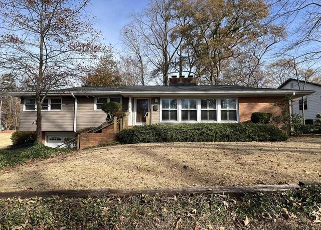 Property at 1008 Summit Dr, Greenville, SC 29609, 3 beds, 2 baths