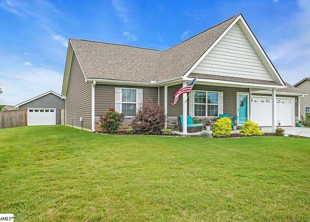 Property at 407 Braeburn Fields Ct, Inman, SC 29349, 3 beds, 2 baths