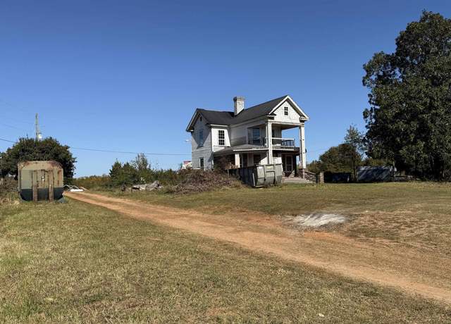 Property at 6917 Old Greenville Hwy, Anderson, SC 29657, 3 beds, 1 bath
