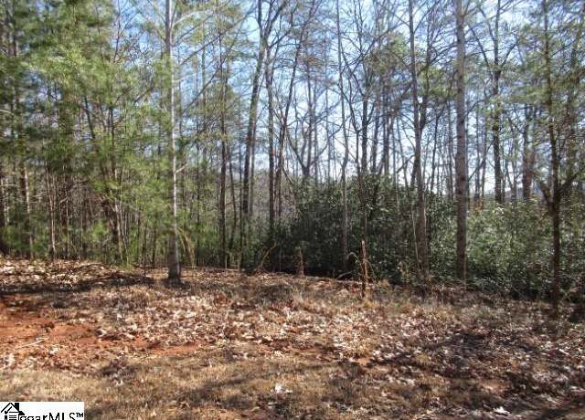 Property at 306 Woodmere Dr, Pickens, SC 29671