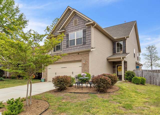 Property at 102 Theodore Ct, Anderson, SC 29621, 4 beds, 2.5 baths