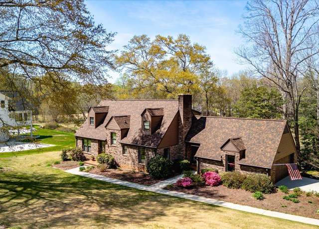 Property at 202 Mornington Ct, Simpsonville, SC 29681, 3 beds, 3 baths