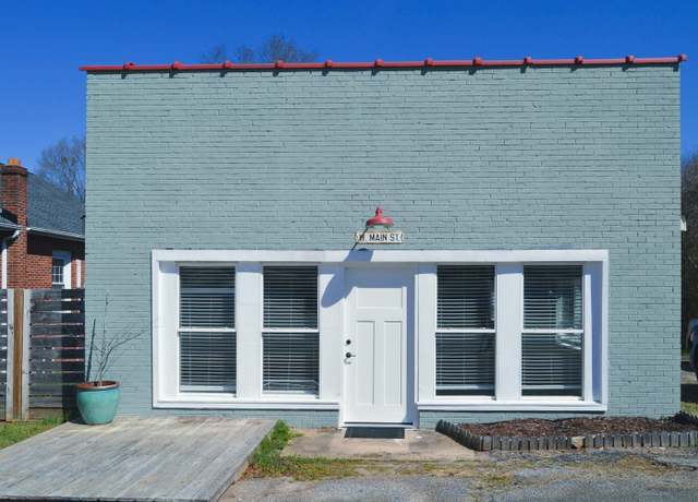 Property at 612 W Main St, Easley, SC 29640, 1 bed, 1.5 baths