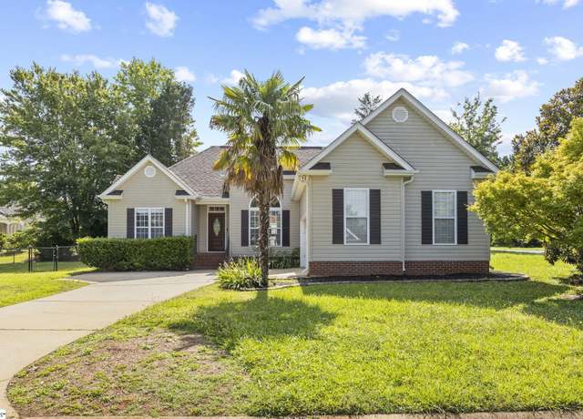 Property at 802 Wheat Ct, Greer, SC 29651, 3 beds, 2 baths
