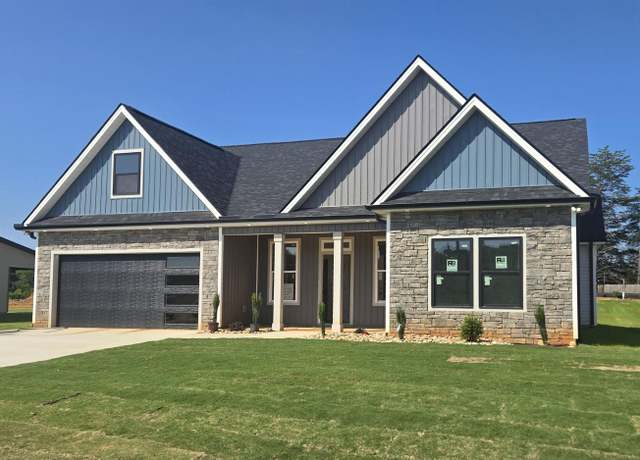 Property at 1008 S November Dr, Boiling Springs, SC 29316, 4 beds, 3 baths
