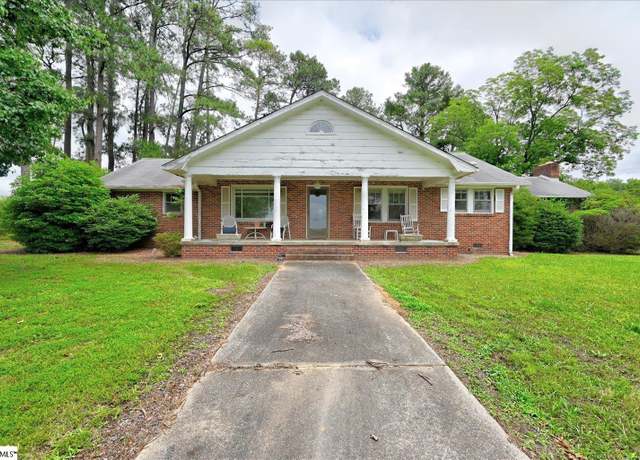 Property at 1411 Trail Rd, Belton, SC 29627, 3 beds, 2 baths