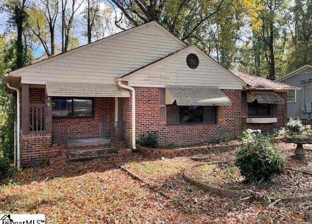 Property at 320 Elder Street Ext, Greenville, SC 29607, 3 beds, 1 bath