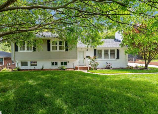 Property at 28 Lullwater Rd, Greenville, SC 29607, 3 beds, 2 baths