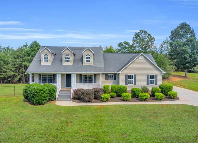 Property at 101 Richfield Dr, Anderson, SC 29625, 4 beds, 3 baths