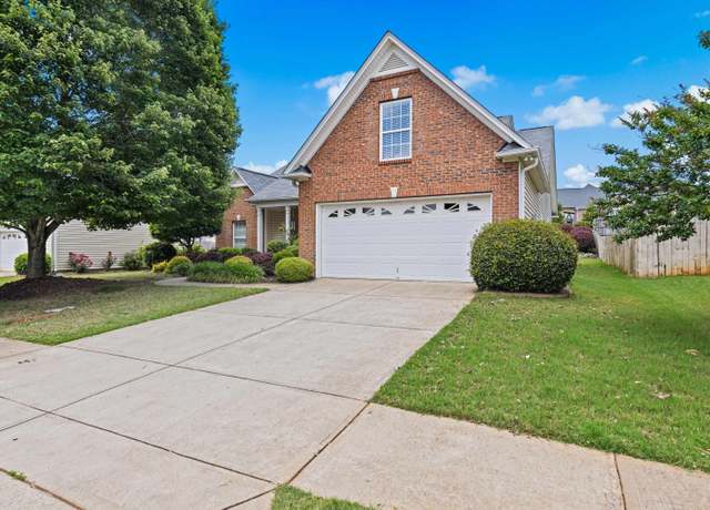 Property at 616 W Farrell Dr, Woodruff, SC 29388, 3 beds, 2.5 baths