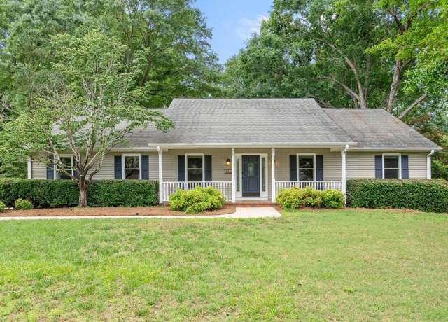 Property at 113 Roberts Farm Rd, Simpsonville, SC 29681, 3 beds, 2.5 baths