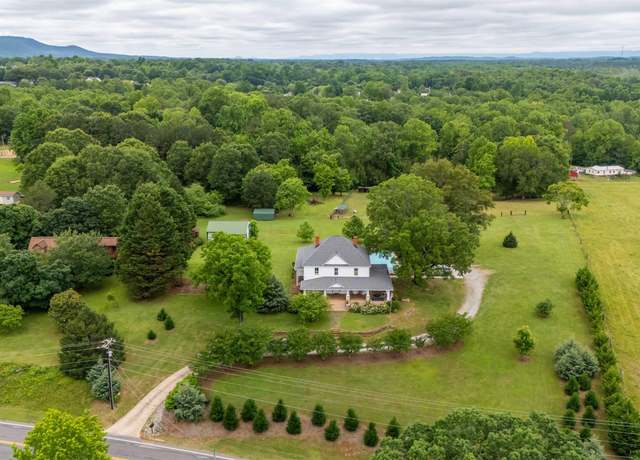 Property at 251 W Mcelhaney Rd, Taylors, SC 29687, 4 beds, 3.5 baths