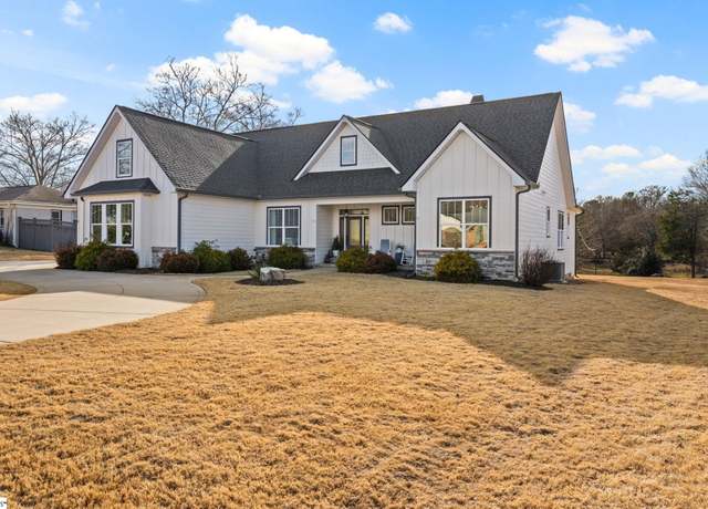 Property at 17 Joan Dr, Taylors, SC 29687, 4 beds, 3.5 baths