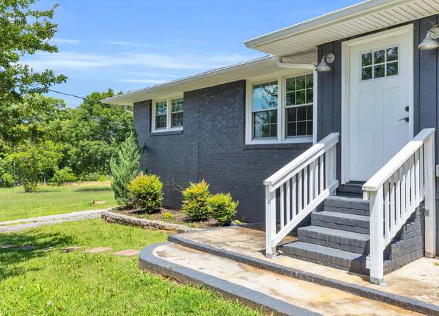 Property at 517 Goldsmith Rd, Simpsonville, SC 29681, 3 beds, 3 baths