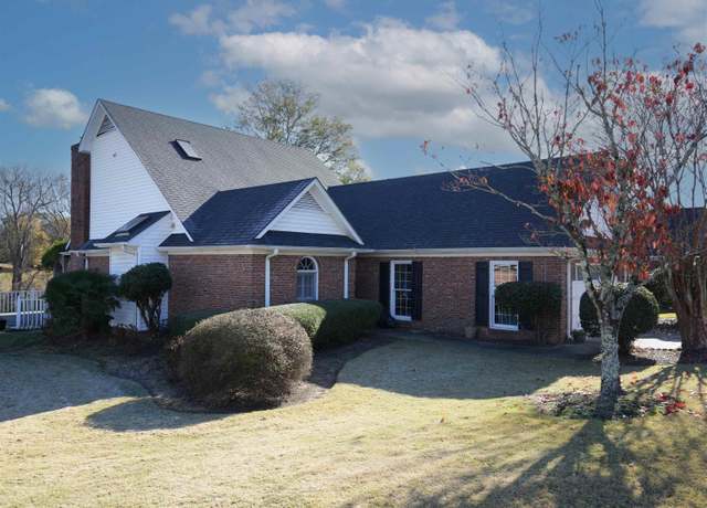 Property at 306 Greenview Cir, Greenville, SC 29609-1967, 3 beds, 2.5 baths