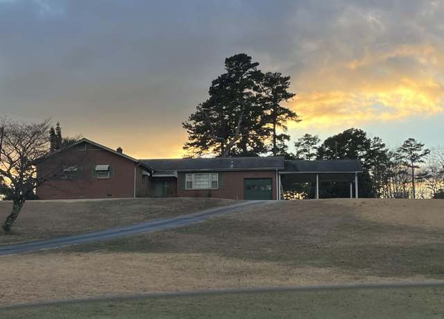 Property at 513 Peach Orchard Rd, Union, SC 29379, 3 beds, 2 baths