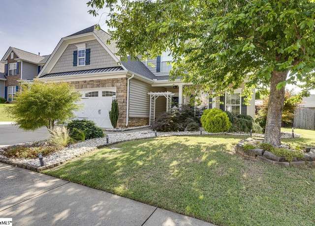 Property at 109 Windsor Creek Ct, Simpsonville, SC 29681, 4 beds, 2.5 baths