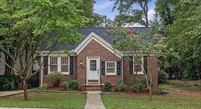 Photo of 8 Club Dr, Greenville, SC 29605