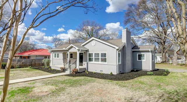 Photo of 19 Brownwood Dr, Greenville, SC 29611