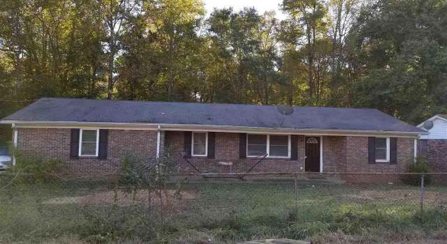 Photo of 205 Bluff Dr, Greenville, SC 29605