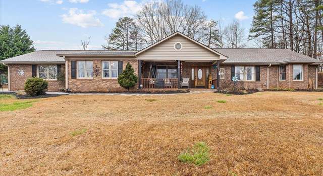 Photo of 115 Black Duck Ln, Wellford, SC 29385