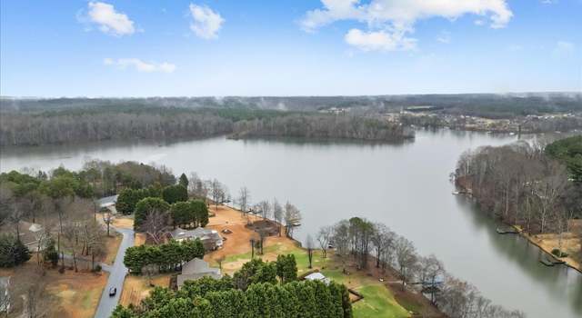 Photo of 115 Black Duck Ln, Wellford, SC 29385