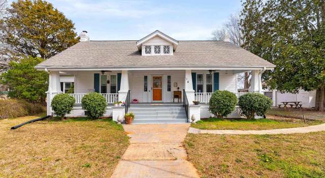 Photo of 14 Abbeville St, Due West, SC 29639