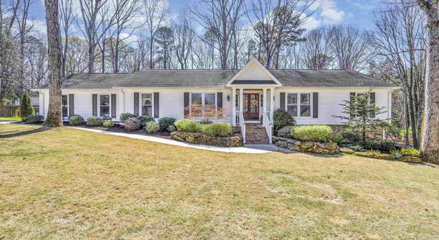 Photo of 105 Hollyberry Ct, Simpsonville, SC 29681