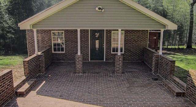 Photo of 215 Beckon Ridge Dr, Duncan, SC 29334