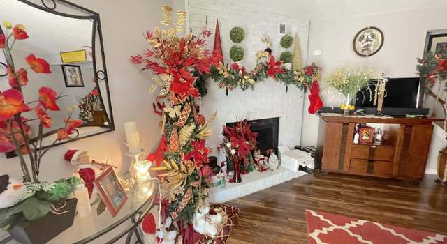 Photo of 142 Shady Tree Dr, Taylors, SC 29687