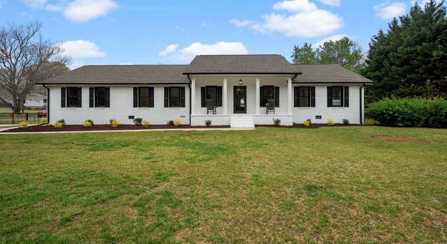Photo of 530 Old Pendleton Rd, Easley, SC 29642