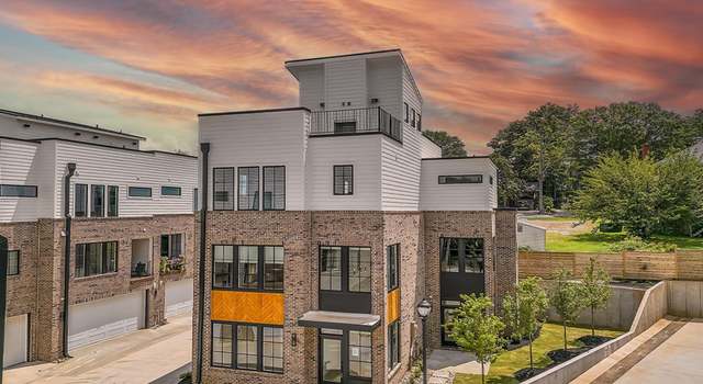 Photo of 15 Park Edge Ct, Greenville, SC 29601