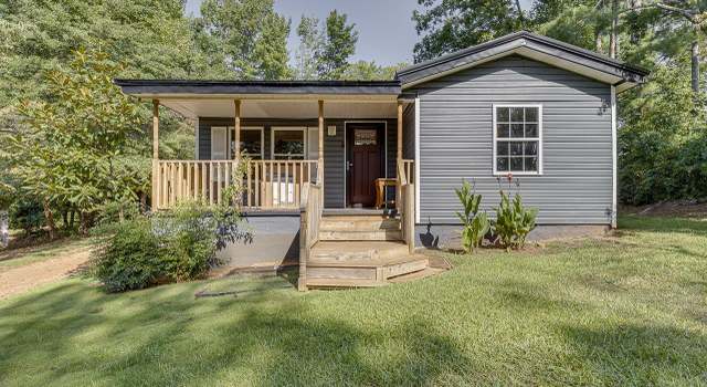 Photo of 709 Chestnut Ridge Rd, Marietta, SC 29661