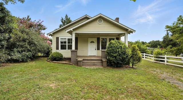 Photo of 8490 Dandelion Ln, Spartanburg, SC 29303
