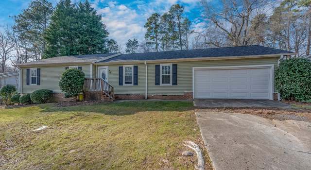 Photo of 210 Chickamauga Ln, Simpsonville, SC 29681