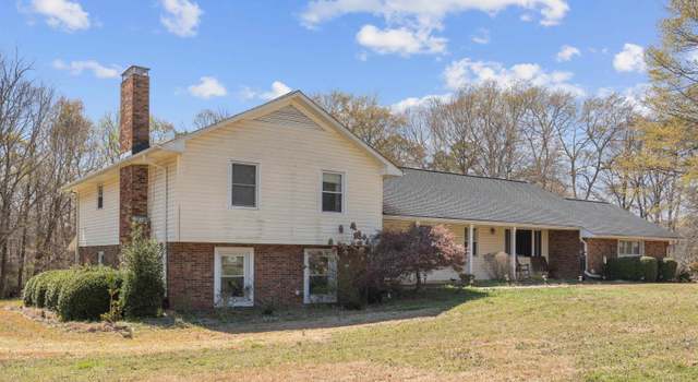 Photo of 3174 Cedar Springs Rd, Spartanburg, SC 29302-4822