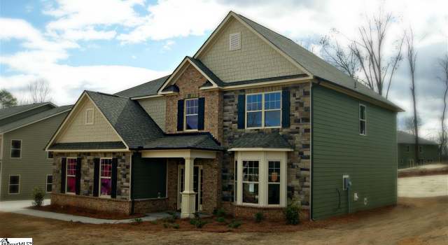Photo of 124 Sapphire Pointe Dr Lot 7, Duncan, SC 29334