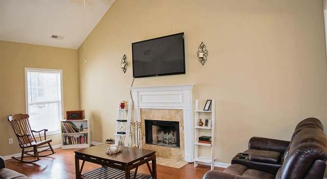Photo of 469 Slate Dr, Boiling Springs, SC 29316