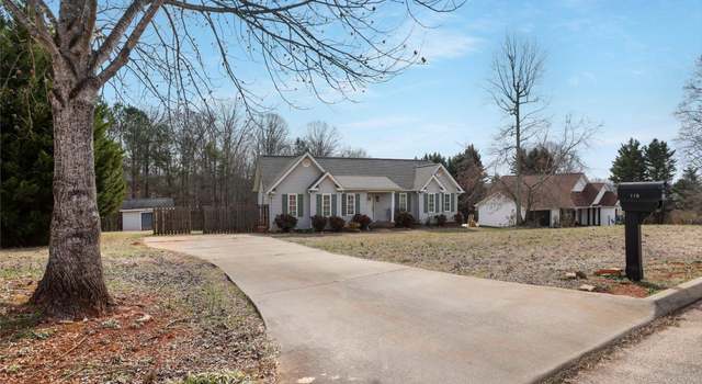 Photo of 110 Dace Dr, Pickens, SC 29671