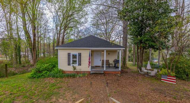 Photo of 123 Cobb St, Easley, SC 29640