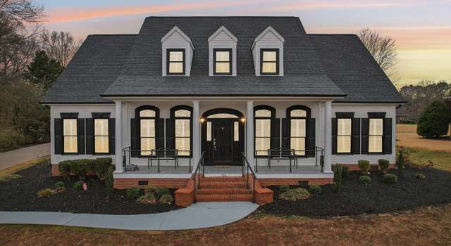 Photo of 106 Tanglewood Dr, Easley, SC 29642