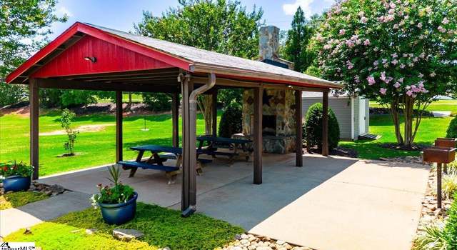 Photo of 5 Nut Leaf Ln, Greenville, SC 29605