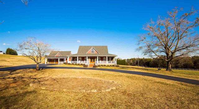Photo of 2910 Motlow Creek Rd, Campobello, SC 29322
