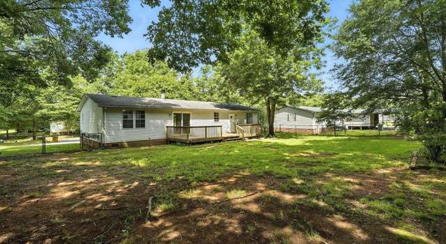 Photo of 4 Broken Past Ct, Simpsonville, SC 29680