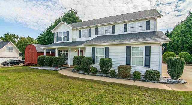 Photo of 268 Red Fox Ln, Chesnee, SC 29323