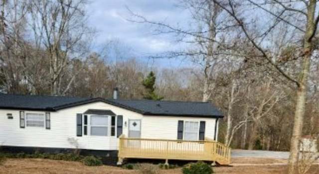 Photo of 2709 N Bayshore Dr, Seneca, SC 29672