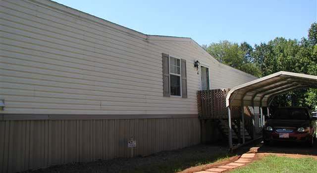 Photo of 174 Hearthstone Ln, Boiling Springs, SC 29316