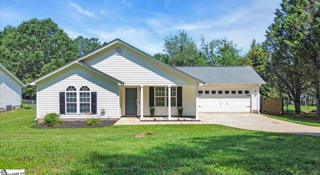 Photo of 29 Ridge Rd, Greenville, SC 29617